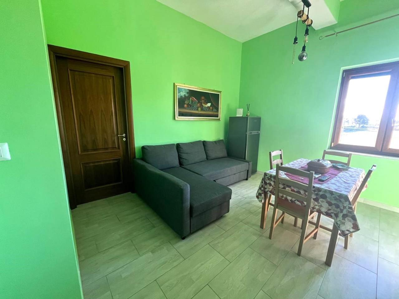 Holiday-Caroline Apartment Pompeï Buitenkant foto