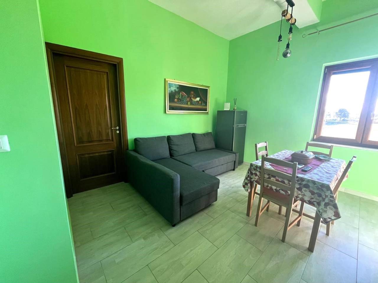 Holiday-Caroline Apartment Pompeï Buitenkant foto