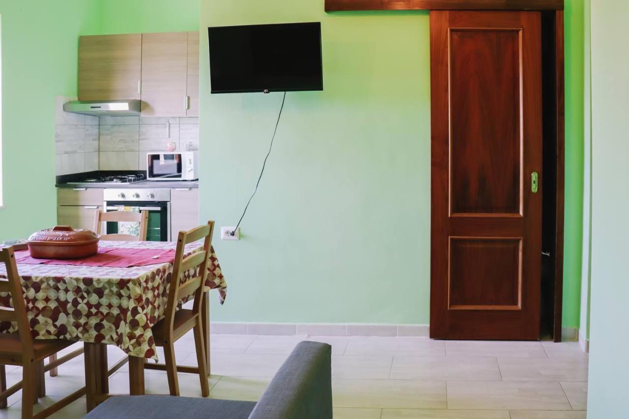 Holiday-Caroline Apartment Pompeï Buitenkant foto